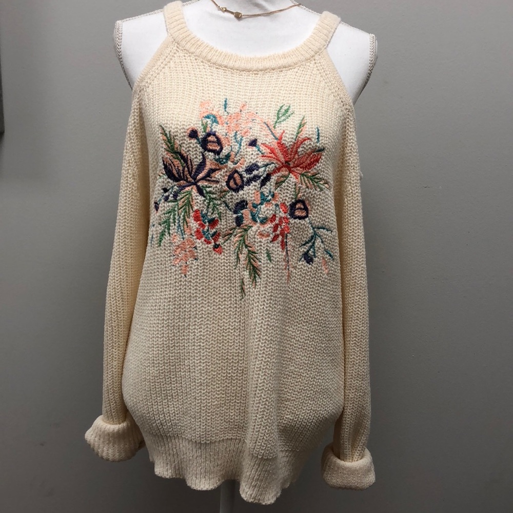 NWT blu pepper off shoulder sweater